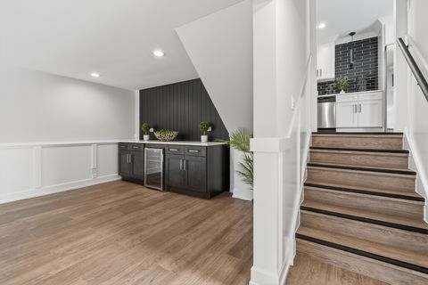 Tiny photo for 15554 S Park Avenue, South Holland, IL 60473 (MLS # 12548355)