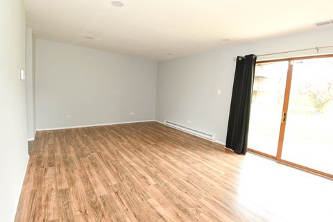 Tiny photo for 2306 Holiday Terrace #146, Lansing, IL 60438 (MLS # 12443750)
