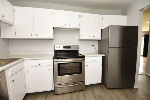 Tiny photo for 2306 Holiday Terrace #146, Lansing, IL 60438 (MLS # 12443750)