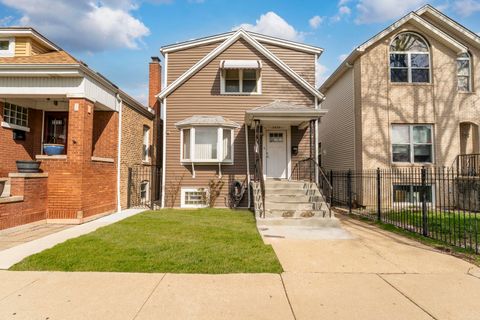 2223 N Mason Avenue, Chicago, IL 60639 - #: 12620519