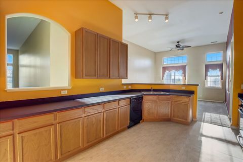 Tiny photo for 8108 Concord Lane #K, Justice, IL 60458 (MLS # 12393972)