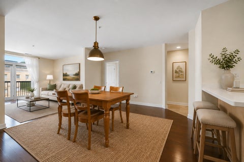 Tiny photo for 1107 Greenleaf Avenue #3G, Wilmette, IL 60091 (MLS # 12733538)