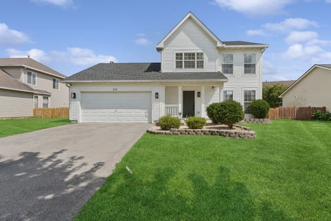 Tiny photo for 212 N Orchard Drive, Bolingbrook, IL 60440 (MLS # 12740660)