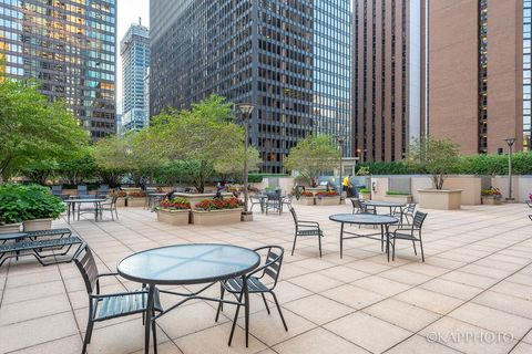 Tiny photo for 222 N Columbus Drive #2808, Chicago, IL 60601 (MLS # 12483927)