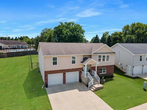 Tiny photo for 2510 Grey Fox Trail, Bloomington, IL 61705 (MLS # 12708812)