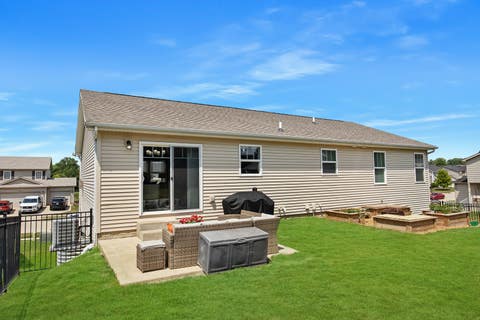 Tiny photo for 2510 Grey Fox Trail, Bloomington, IL 61705 (MLS # 12708812)