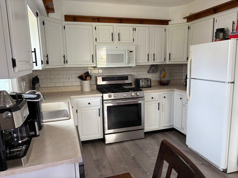 Tiny photo for 1408 Ridgeport Avenue, Bloomington, IL 61704 (MLS # 12593536)