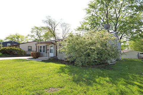 Tiny photo for 111 Elm Lane, Streamwood, IL 60107 (MLS # 12634635)