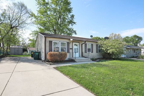 Tiny photo for 111 Elm Lane, Streamwood, IL 60107 (MLS # 12634635)