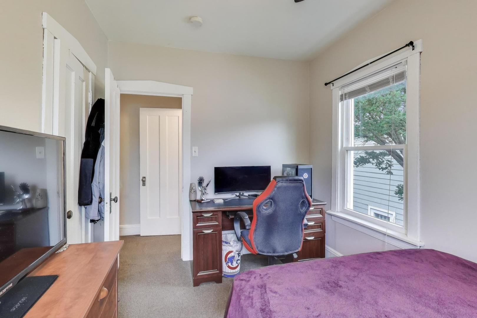 Chicago, Illinois 60630, United States, 3 Bedrooms Bedrooms, ,2 BathroomsBathrooms,Residential,Active,228791