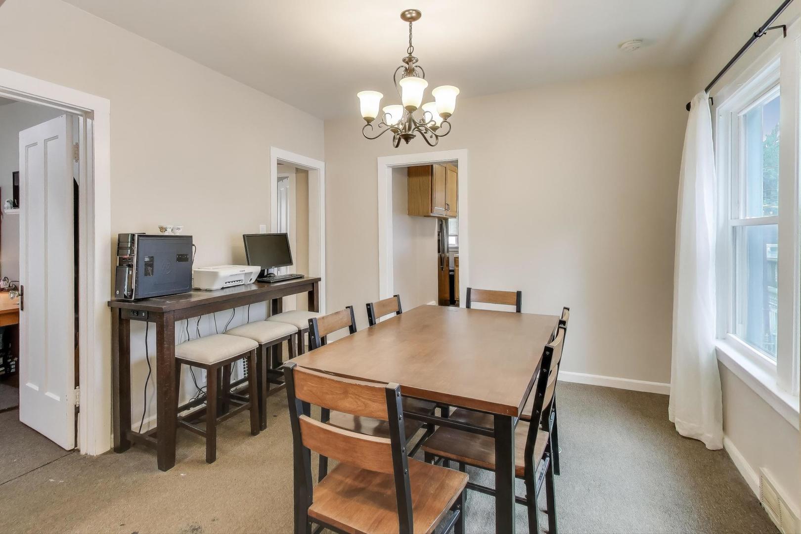 4447 N Merrimac Avenue