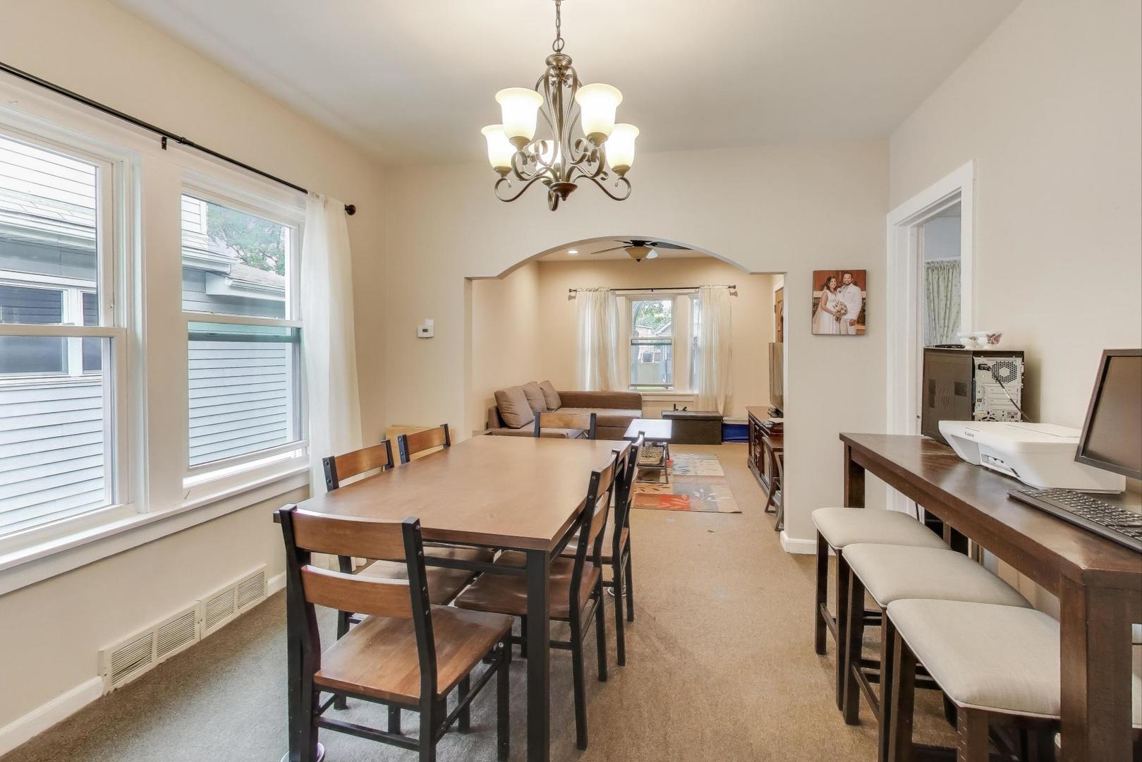 4447 N Merrimac Avenue