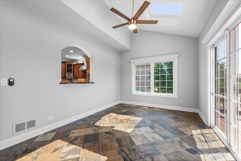 Tiny photo for 2814 Hapner Way, Batavia, IL 60510 (MLS # 12413124)