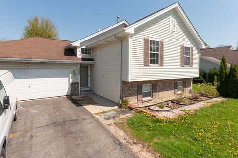 Tiny photo for 5696 Heidi Drive, Rockford, IL 61109 (MLS # 12637939)