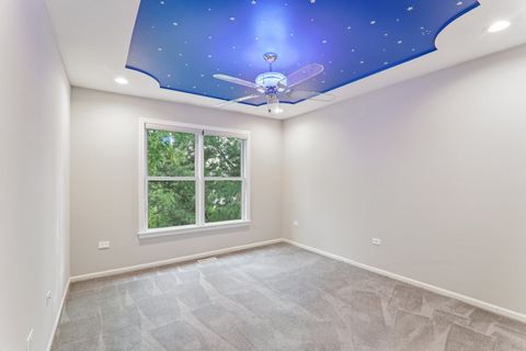 Tiny photo for 704 Greenbrier Court, North Aurora, IL 60542 (MLS # 12473597)