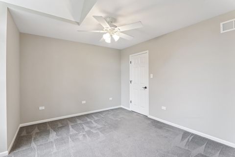 Tiny photo for 704 Greenbrier Court, North Aurora, IL 60542 (MLS # 12473597)