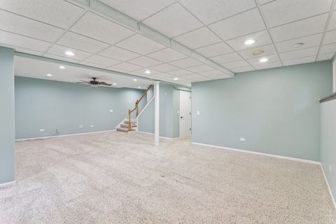 Tiny photo for 704 Greenbrier Court, North Aurora, IL 60542 (MLS # 12473597)