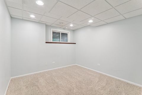 Tiny photo for 704 Greenbrier Court, North Aurora, IL 60542 (MLS # 12473597)