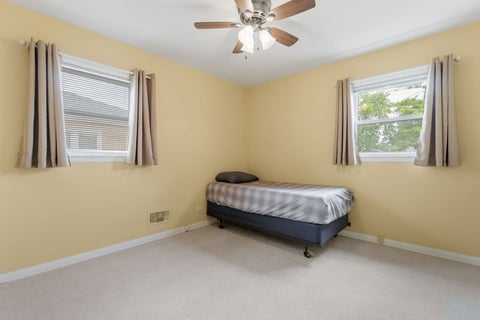 Tiny photo for 5024 Harnew Road S, Oak Lawn, IL 60453 (MLS # 12688682)