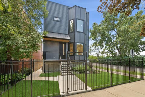 Tiny photo for 2457 W Byron Street, Chicago, IL 60618 (MLS # 12630212)