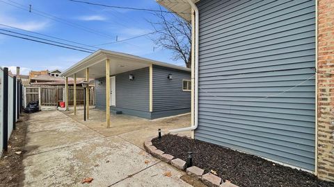 Tiny photo for 7724 S Chappel Avenue, Chicago, IL 60649 (MLS # 12611597)