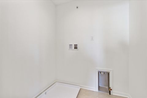 Tiny photo for 306 Kingsport Drive, South Elgin, IL 60177 (MLS # 12561486)