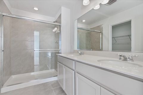 Tiny photo for 306 Kingsport Drive, South Elgin, IL 60177 (MLS # 12561486)