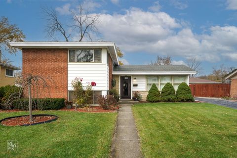 Photo of 108 David Drive, Bensenville, IL 60106 (MLS # 12519038)