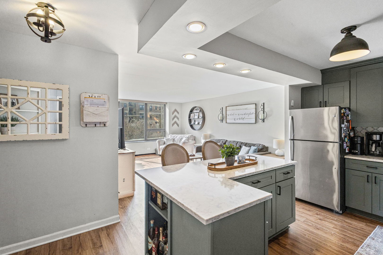 3930 N Pine Grove Avenue 304