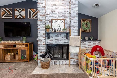 Tiny photo for 204 N Woodland Avenue, Oglesby, IL 61348 (MLS # 12556902)