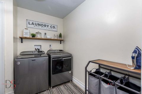 Tiny photo for 204 N Woodland Avenue, Oglesby, IL 61348 (MLS # 12556902)