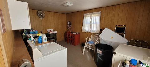 Tiny photo for 3221 PEACH Street, Mt Vernon, IL 62864 (MLS # 12590269)