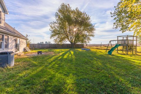 Tiny photo for 16710 E 2700 North Road, Odell, IL 60460 (MLS # 12501060)