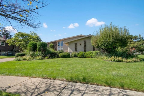 Tiny photo for Darien, IL 60561 (MLS # 12776465)
