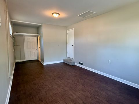 Tiny photo for 15503 Park Lane, South Holland, IL 60473 (MLS # 12487810)