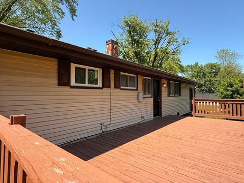 Tiny photo for 15503 Park Lane, South Holland, IL 60473 (MLS # 12487810)