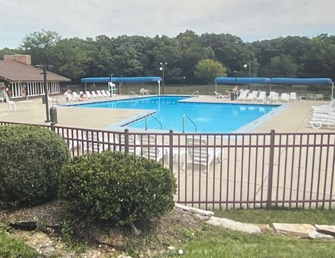 Tiny photo for 40 Bermuda Colony #7, Fox Lake, IL 60020 (MLS # 12483827)