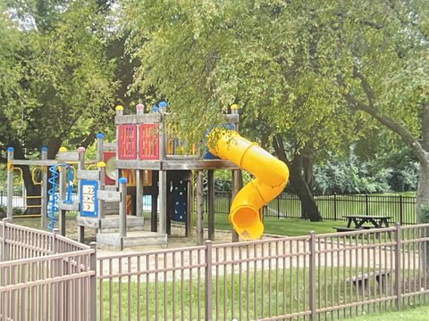 Tiny photo for 40 Bermuda Colony #7, Fox Lake, IL 60020 (MLS # 12483827)