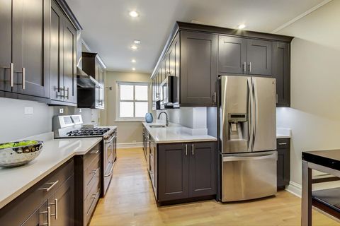 Tiny photo for 3530 N LAKE SHORE Drive #10A, Chicago, IL 60657 (MLS # 12466219)