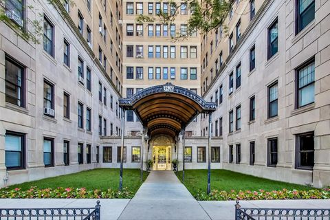 Tiny photo for 3530 N LAKE SHORE Drive #10A, Chicago, IL 60657 (MLS # 12466219)