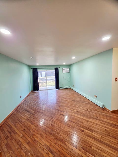 Tiny photo for 1045 Higgins Quarters Drive #4-101, Hoffman Estates, IL 60169 (MLS # 12733879)