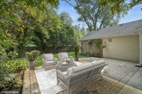 Tiny photo for 1712 Maple Avenue, Northbrook, IL 60062 (MLS # 12463081)