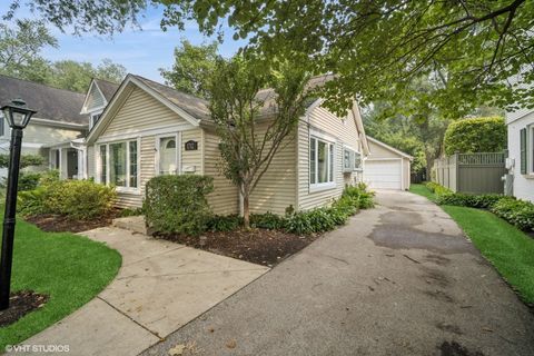 Tiny photo for 1712 Maple Avenue, Northbrook, IL 60062 (MLS # 12463081)