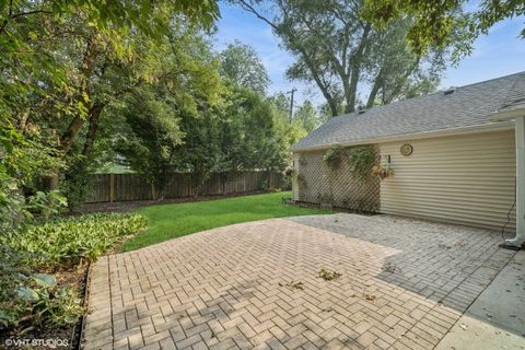 Tiny photo for 1712 Maple Avenue, Northbrook, IL 60062 (MLS # 12463081)