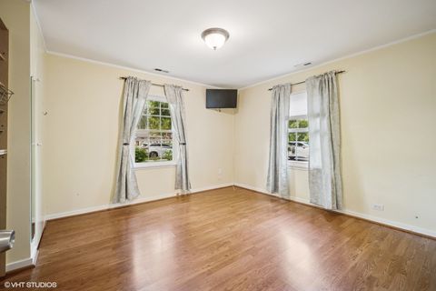 Tiny photo for 1712 Maple Avenue, Northbrook, IL 60062 (MLS # 12463081)