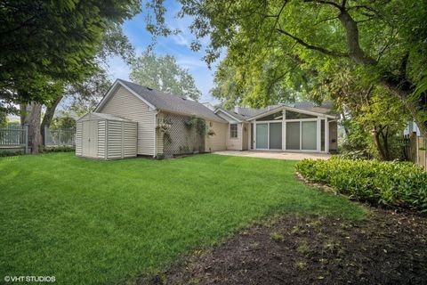 Tiny photo for 1712 Maple Avenue, Northbrook, IL 60062 (MLS # 12463081)
