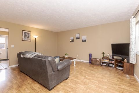 Tiny photo for 105 E Lincoln Street #K, Normal, IL 61761 (MLS # 12507898)