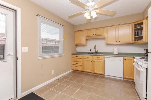 Tiny photo for 105 E Lincoln Street #K, Normal, IL 61761 (MLS # 12507898)