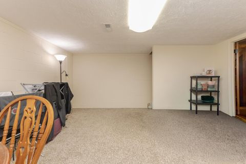 Tiny photo for 105 E Lincoln Street #K, Normal, IL 61761 (MLS # 12507898)