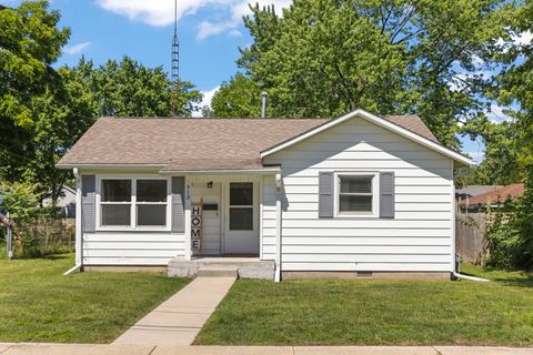 Tiny photo for 913 N 15th Street, DeKalb, IL 60115 (MLS # 12684195)